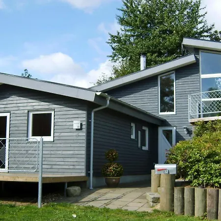 Three-bedroom Holiday In Borkop 2